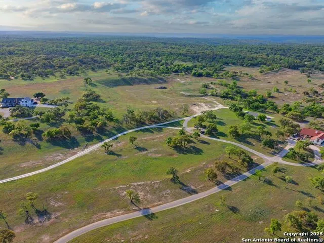 862 Grape Creek Road Fredericksburg, TX 78624