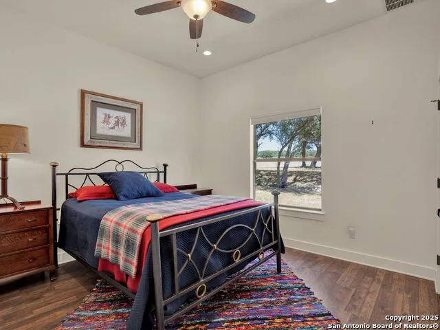 862 Grape Creek Road Fredericksburg, TX 78624