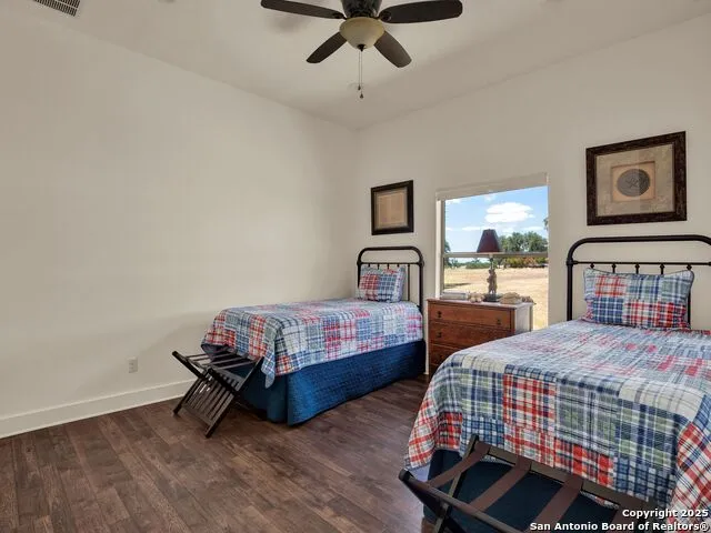 862 Grape Creek Road Fredericksburg, TX 78624