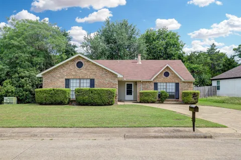 620 Nora Lane