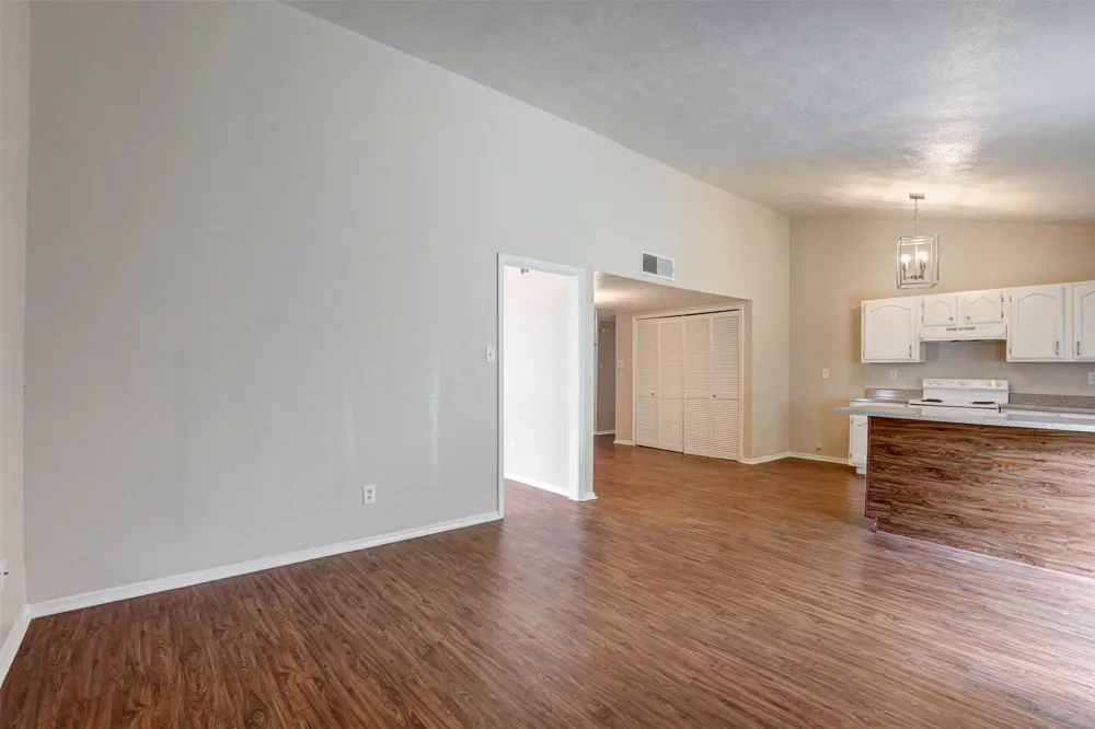 620 Nora Lane DeSoto, TX 75115