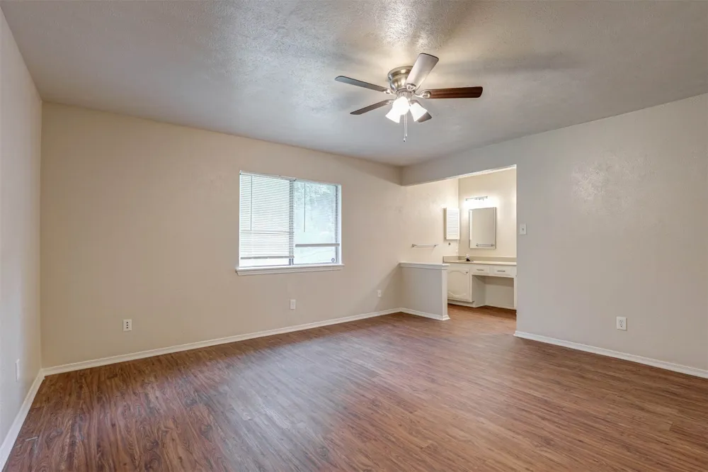 620 Nora Lane DeSoto, TX 75115