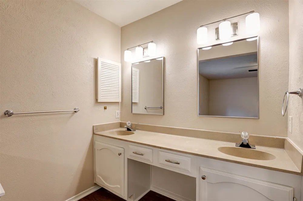 620 Nora Lane DeSoto, TX 75115