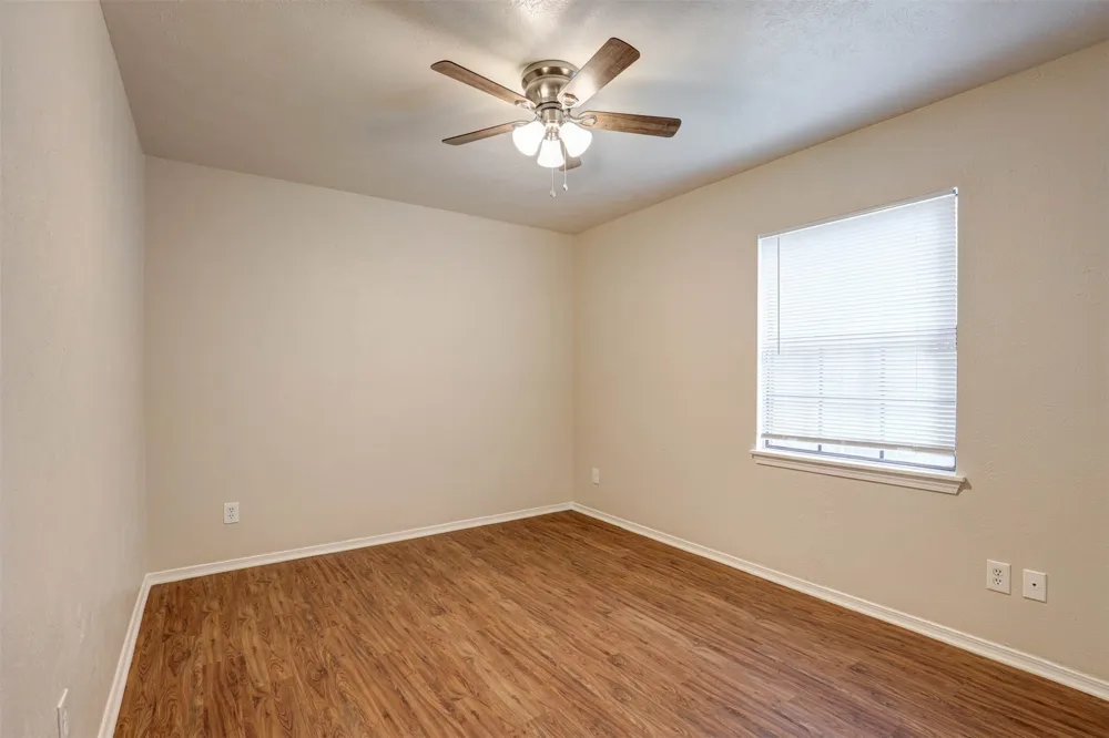 620 Nora Lane DeSoto, TX 75115