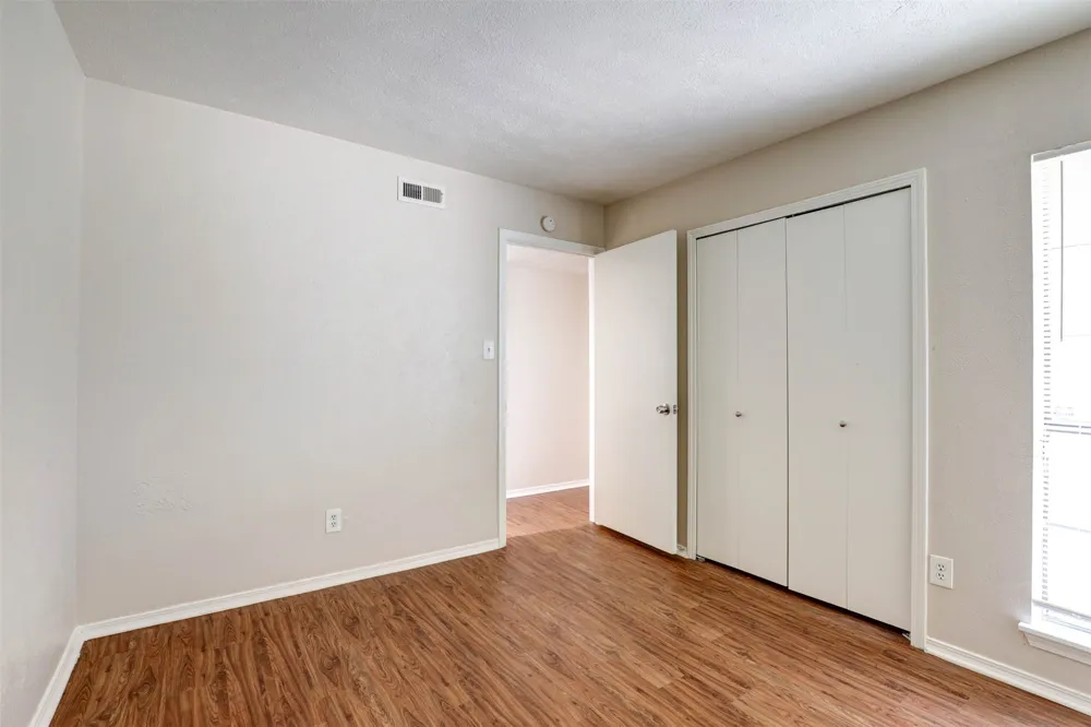 620 Nora Lane DeSoto, TX 75115