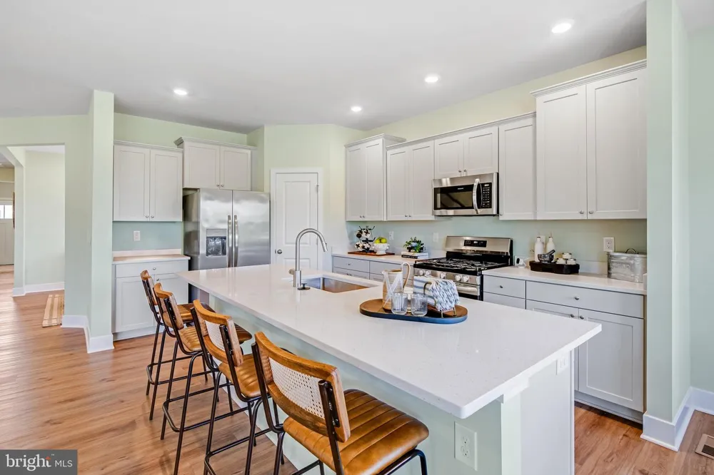 10109 SHENANDOAH LANE White Plains, MD 20695