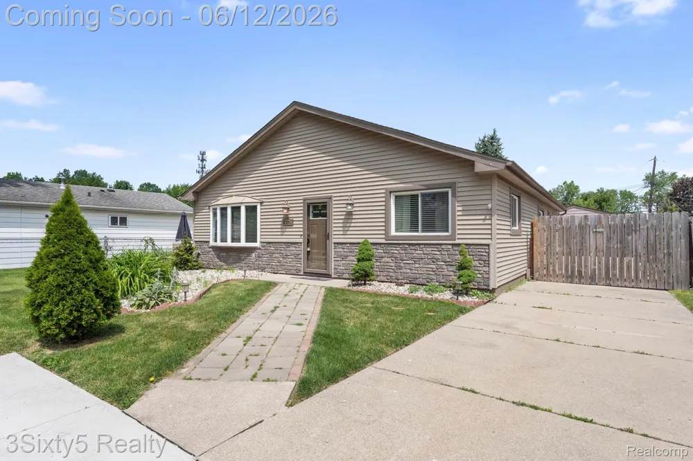 20060 Koths Street Taylor City, MI 48180