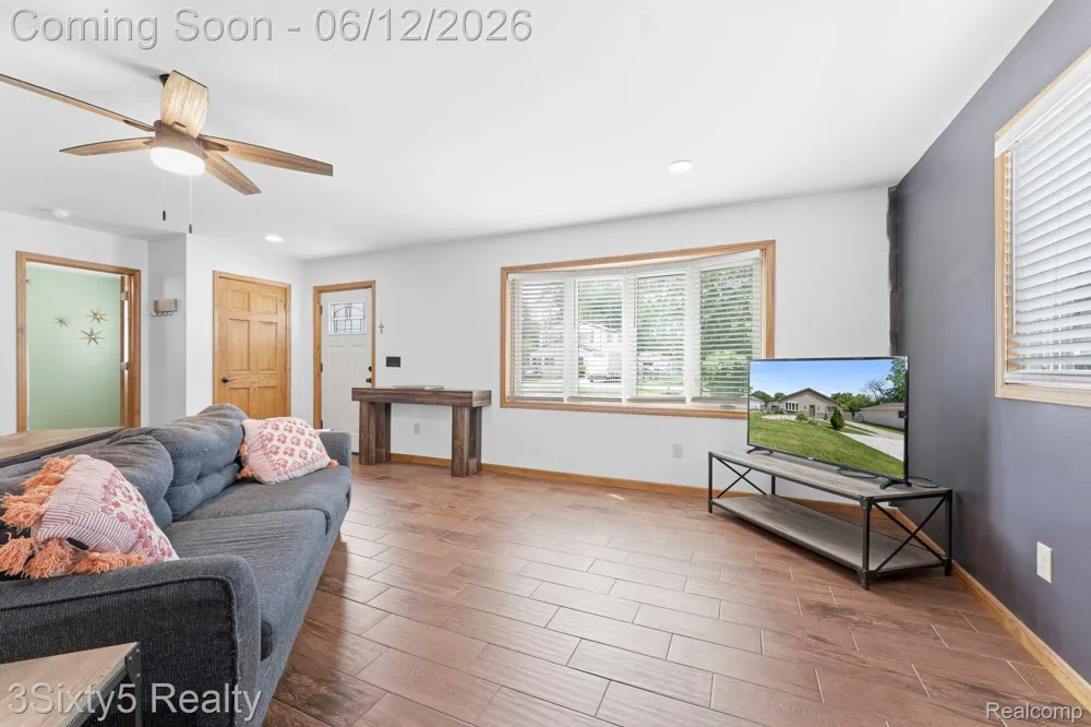 20060 Koths Street Taylor City, MI 48180