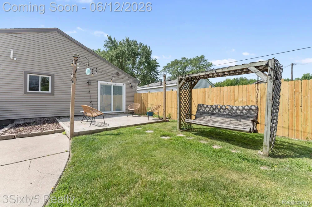 20060 Koths Street Taylor City, MI 48180