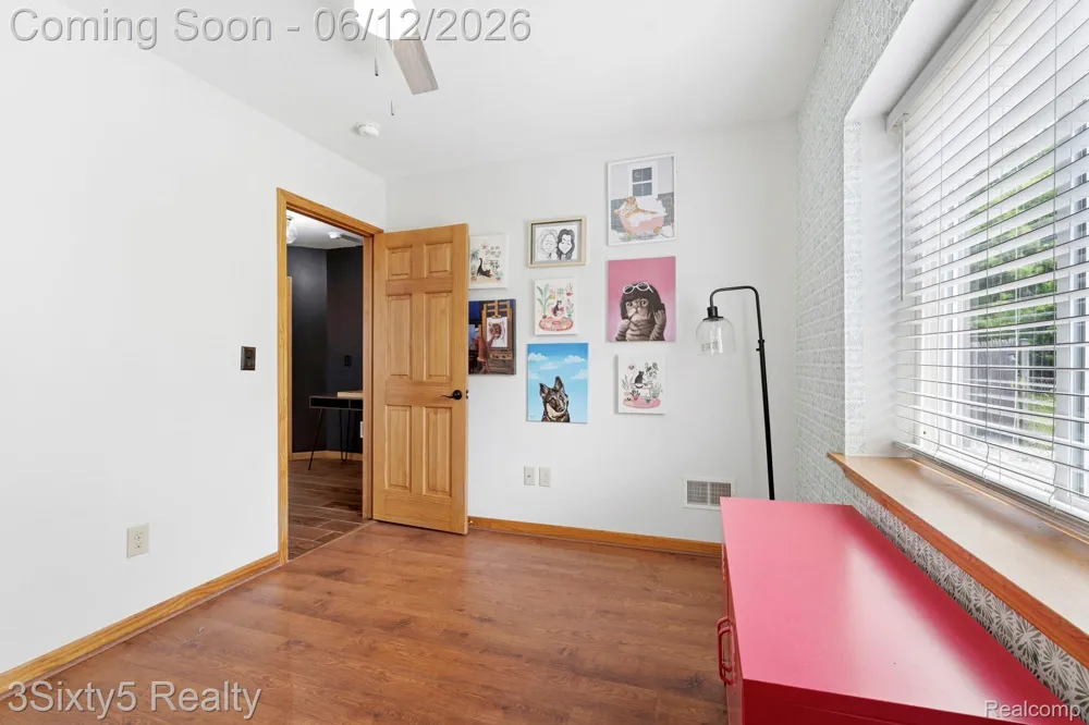 20060 Koths Street Taylor City, MI 48180