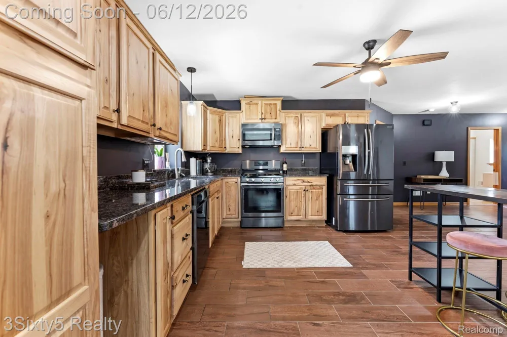 20060 Koths Street Taylor City, MI 48180