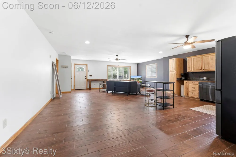 20060 Koths Street Taylor City, MI 48180