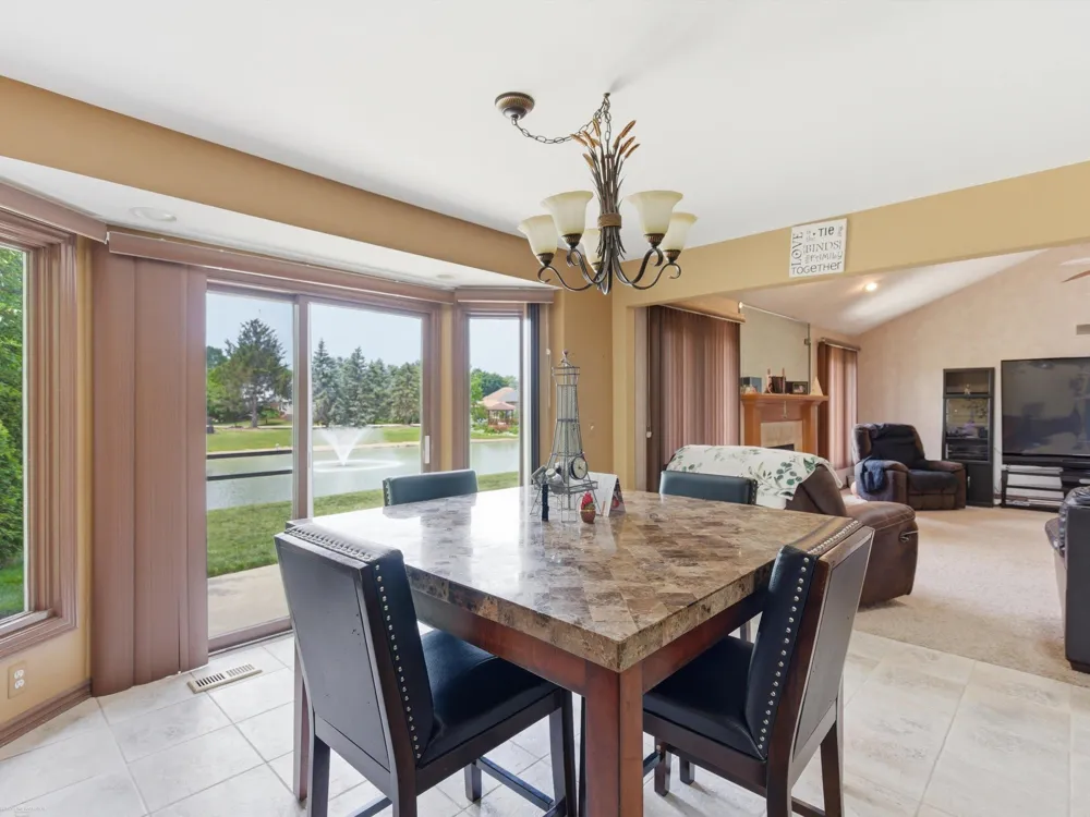 41891 Clinton Pines Drive Clinton Charter Township, MI 48038