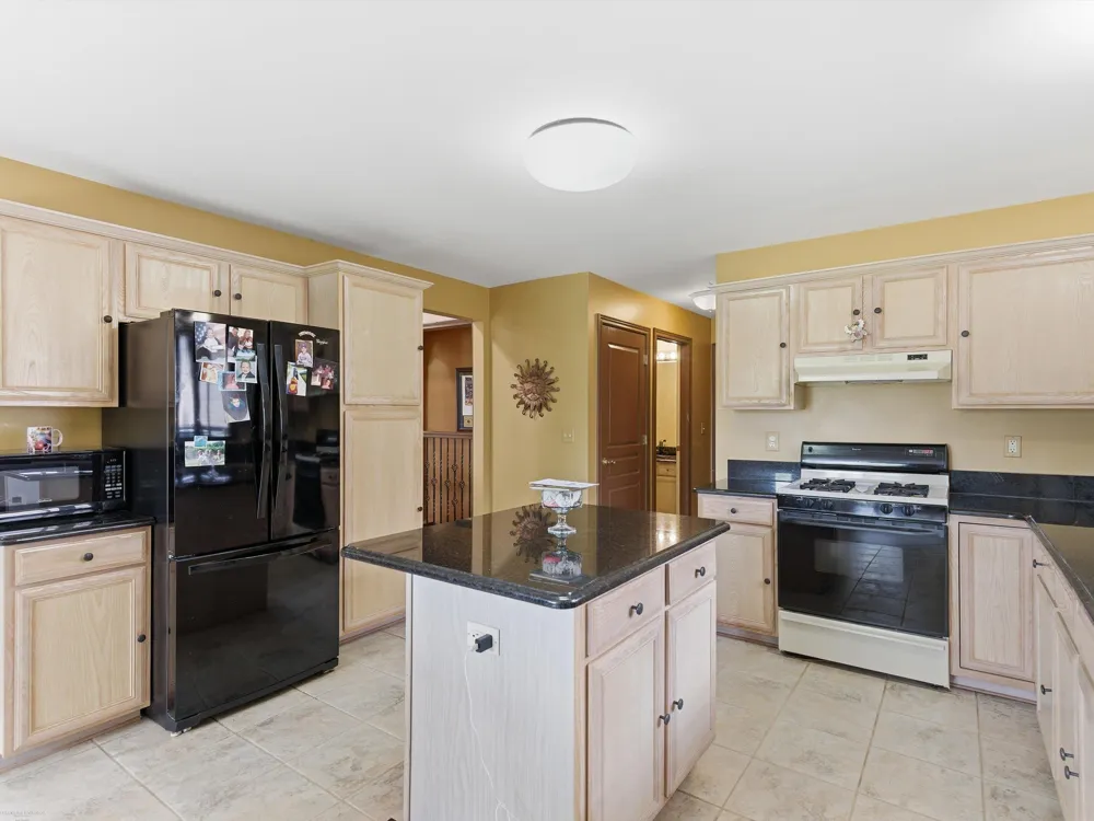 41891 Clinton Pines Drive Clinton Charter Township, MI 48038
