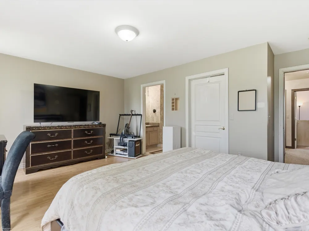 41891 Clinton Pines Drive Clinton Charter Township, MI 48038