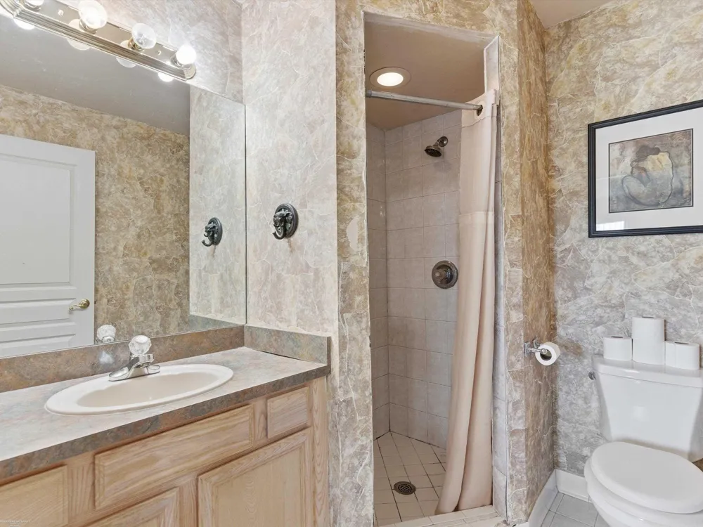 41891 Clinton Pines Drive Clinton Charter Township, MI 48038