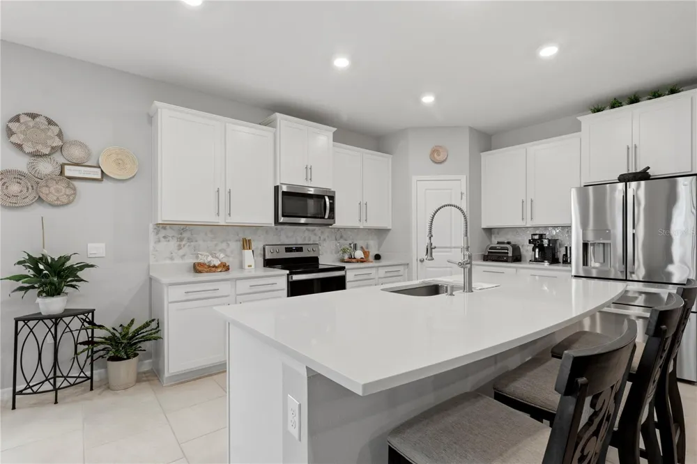 11316 SPOONBILL FLOCK WAY San Antonio, FL 33576
