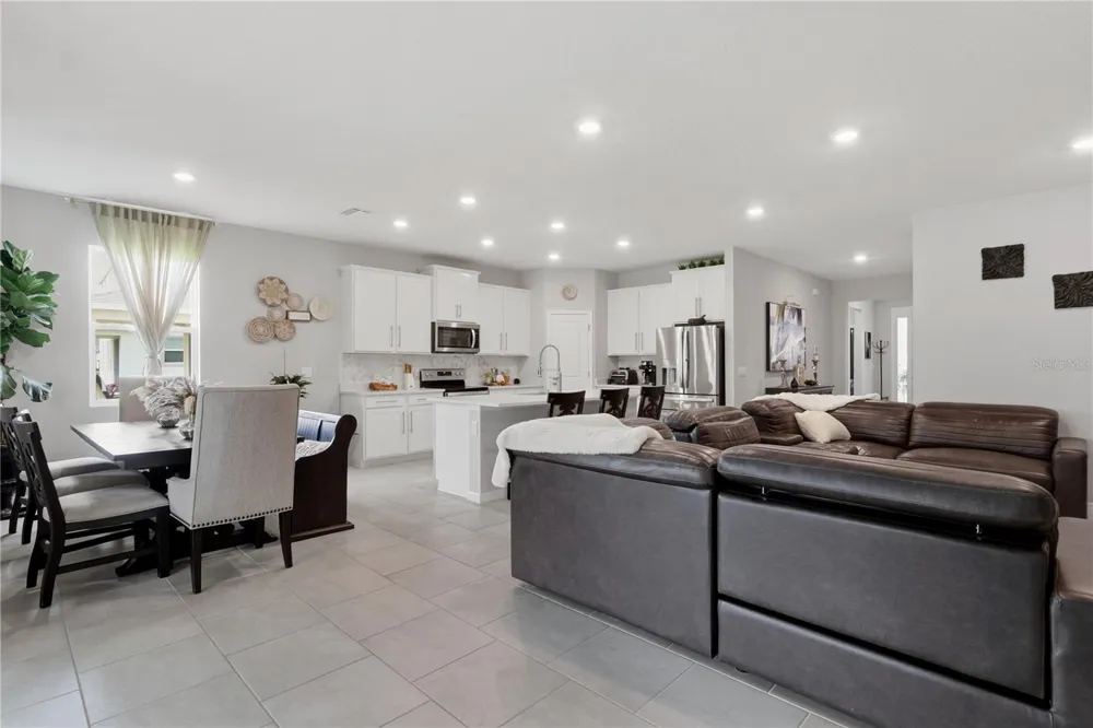 11316 SPOONBILL FLOCK WAY San Antonio, FL 33576