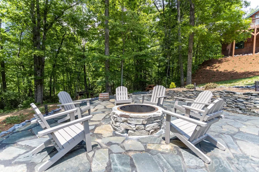 110 Mountain Crest Drive S Marion, NC 28752