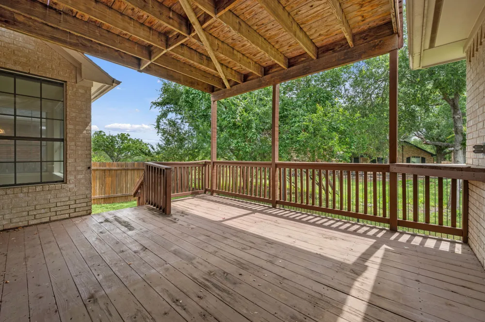 10004 Scull Creek Drive Austin, TX 78730