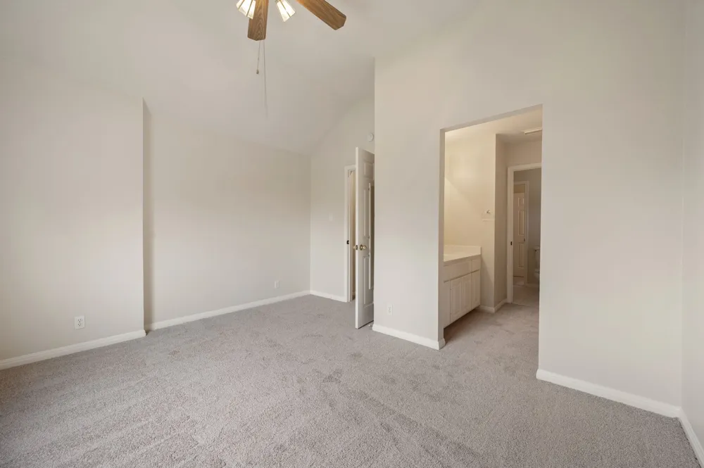 10004 Scull Creek Drive Austin, TX 78730