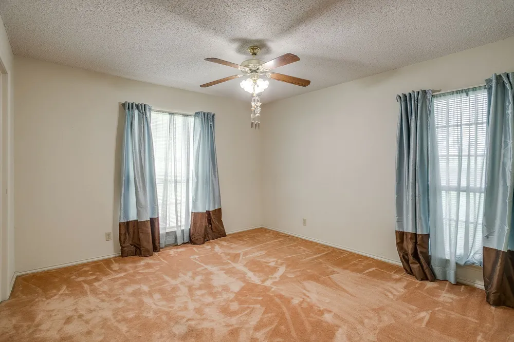 1288 Fm 67 Covington, TX 76636