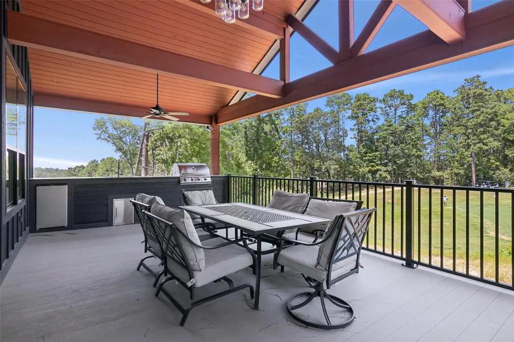175 Vantage Dr Brookeland, TX 75931