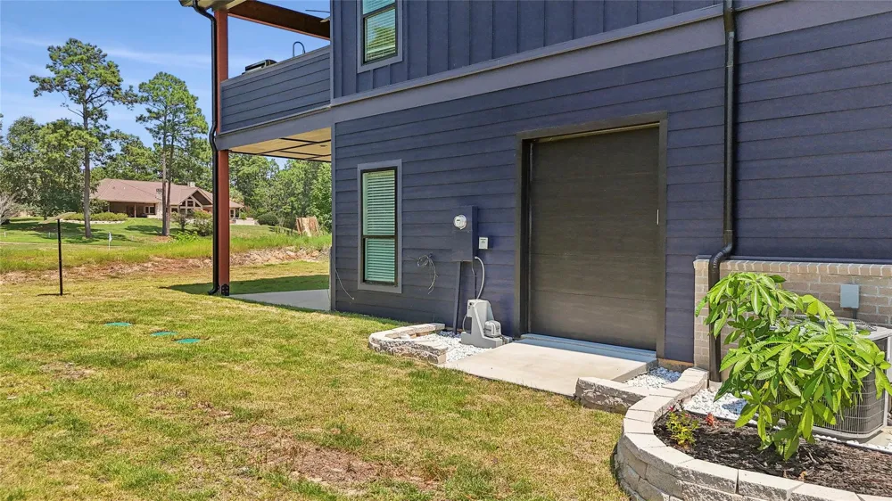 175 Vantage Dr Brookeland, TX 75931