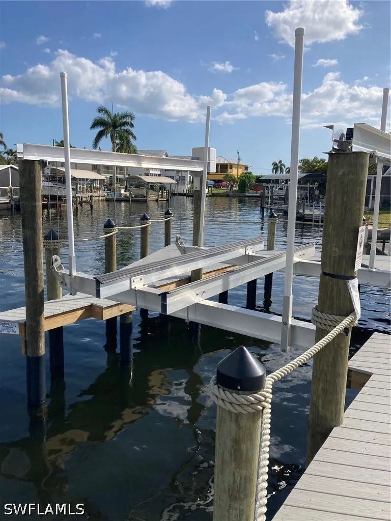 TRIGGERFISH STREET Matlacha, FL 33993