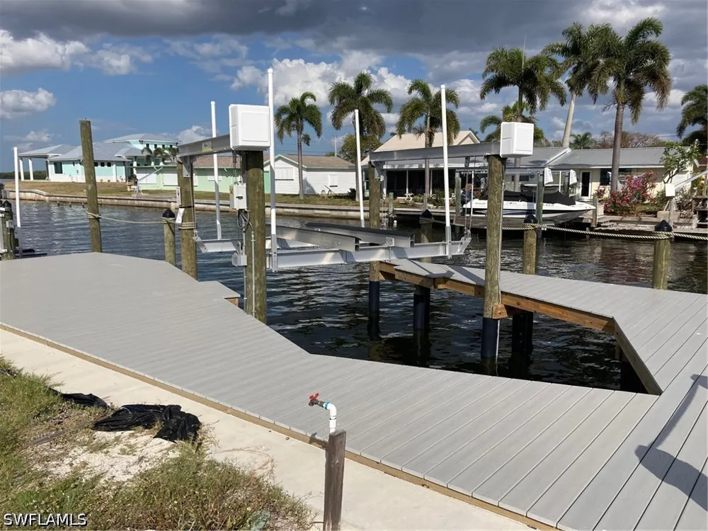 TRIGGERFISH STREET Matlacha, FL 33993