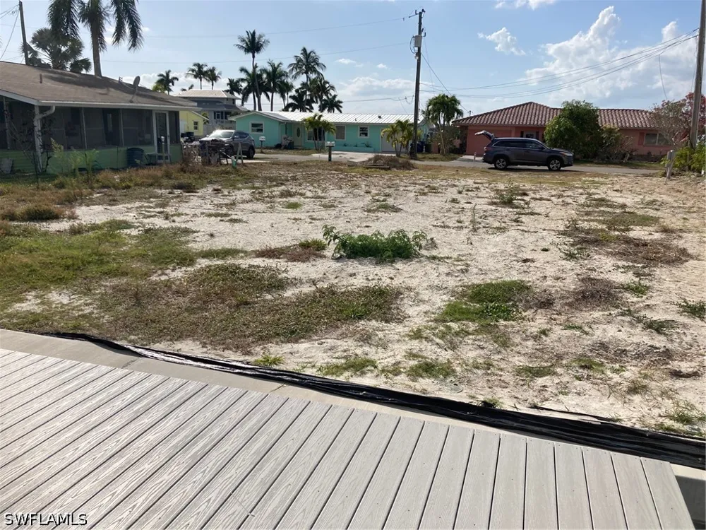 TRIGGERFISH STREET Matlacha, FL 33993
