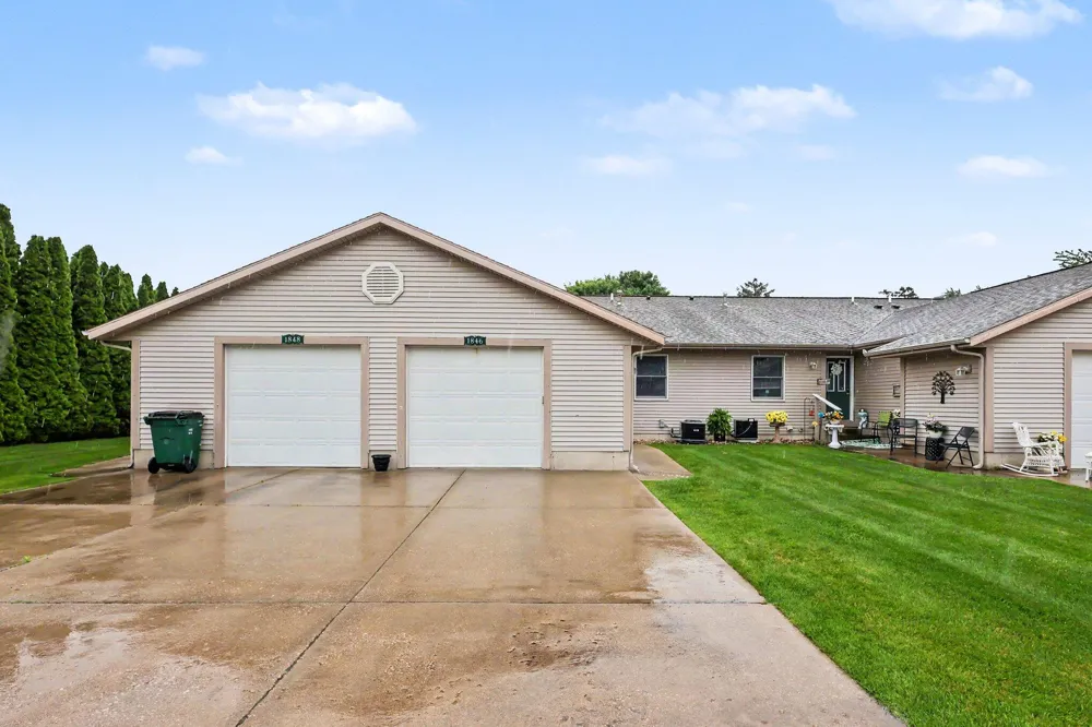 1842 Ruddiman Drive North Muskegon City, MI 49445