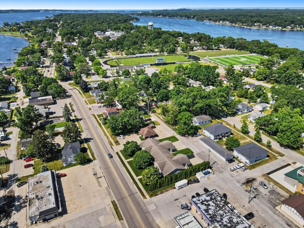 1842 Ruddiman Drive North Muskegon City, MI 49445