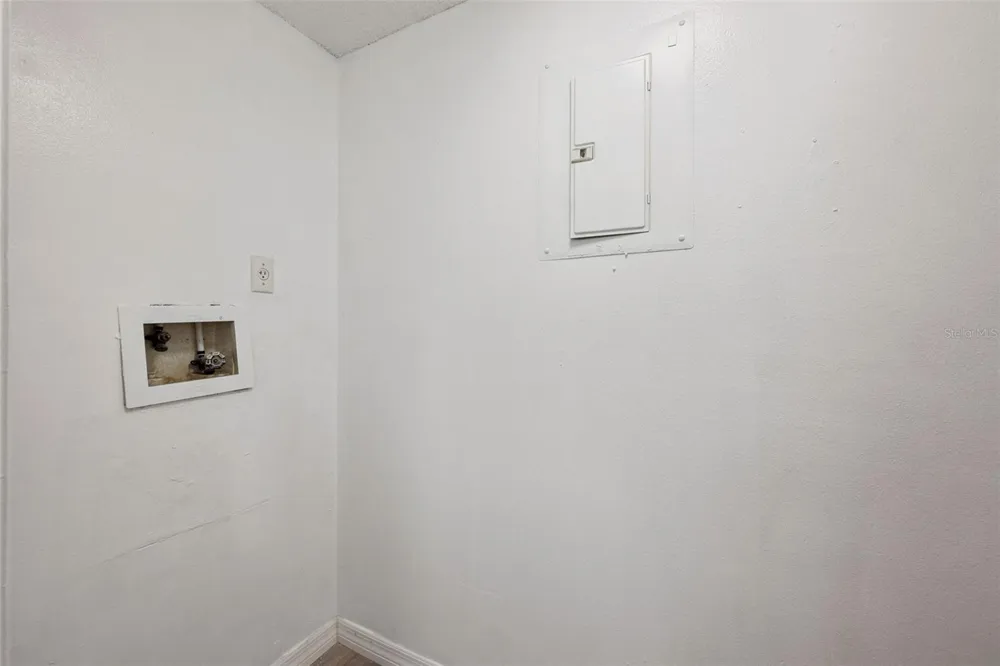 2889 WAREHAM COURT Casselberry, FL 32707