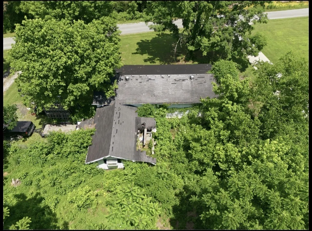 17 Dog Branch Rd S Pleasant Shade, TN 37145