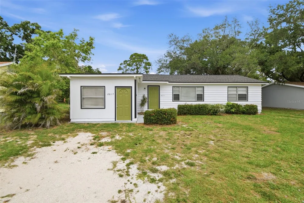 2817 HAWTHORNE STREET Sarasota, FL 34239