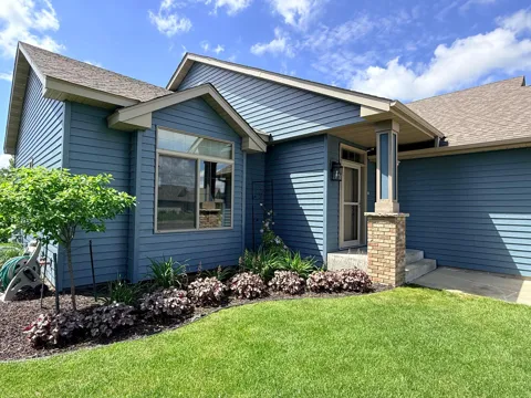 1256 Osauka Road NE