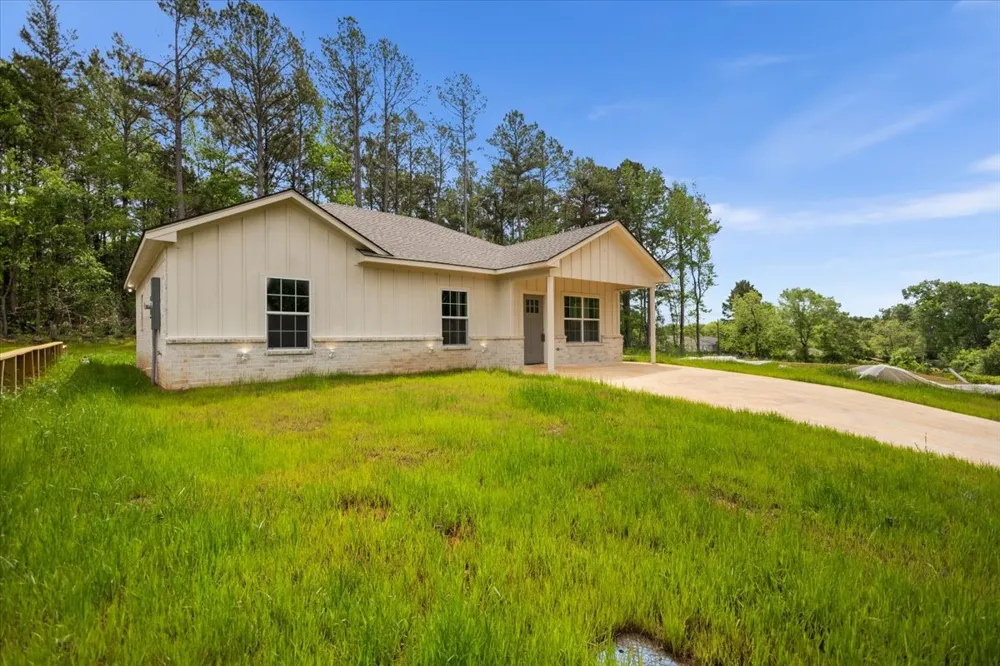 812 Grant Street Jacksonville, TX 75766