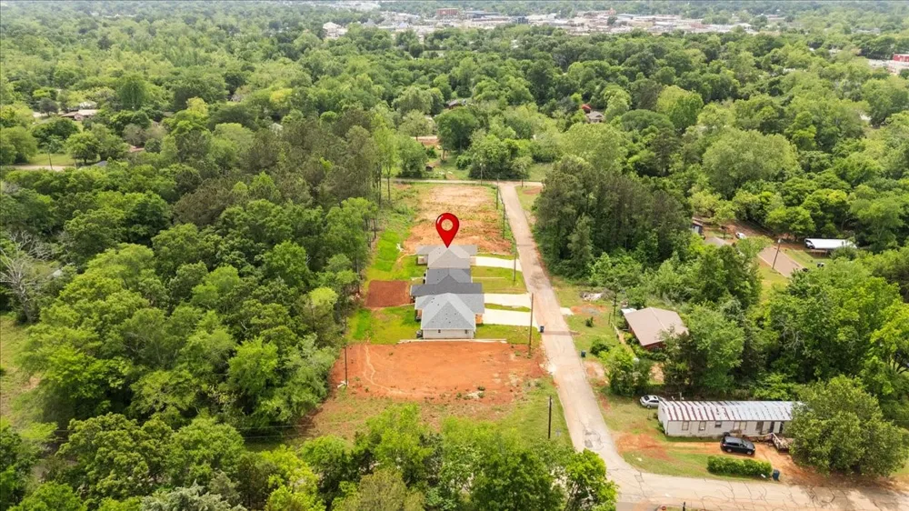 812 Grant Street Jacksonville, TX 75766