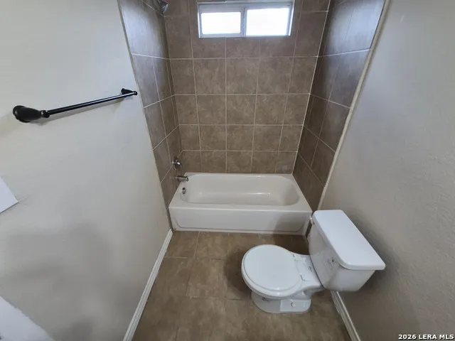 6313 Attucks Lane San Antonio, TX 78238