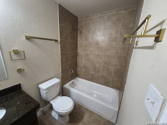 6313 Attucks Lane San Antonio, TX 78238
