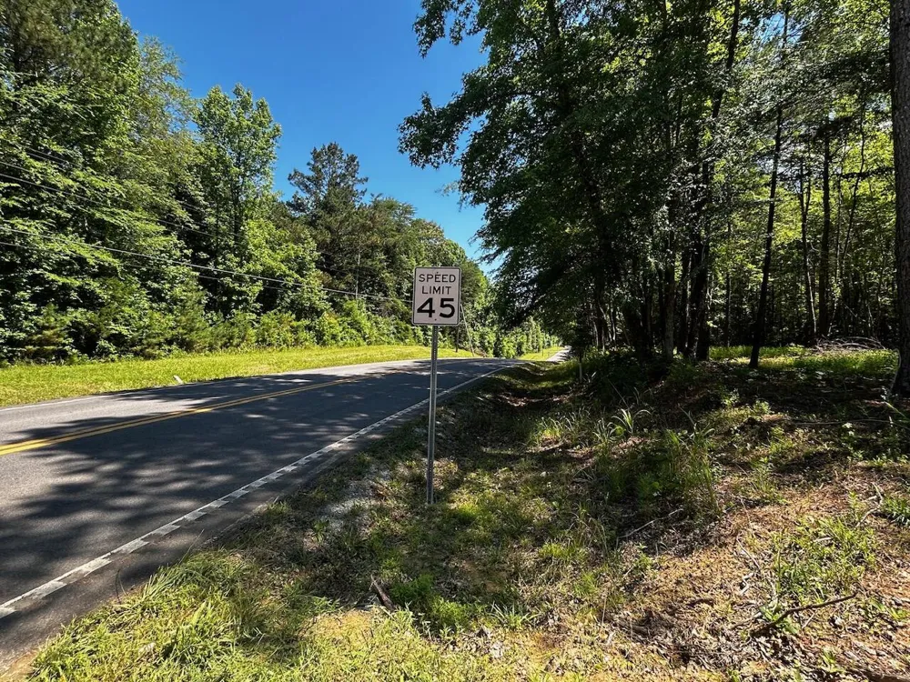 34 State Highway 304 Ten Mile, TN 37880