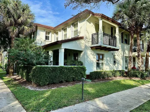 4720 Mimosa Place #905