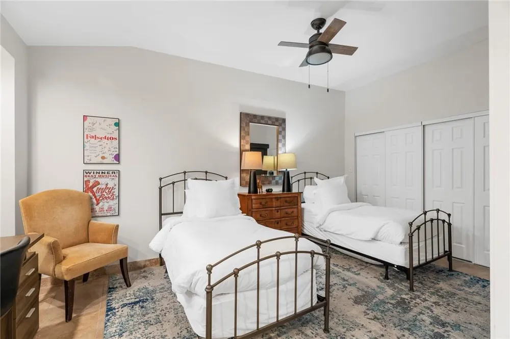 425 NE 25th Street Wilton Manors, FL 33305