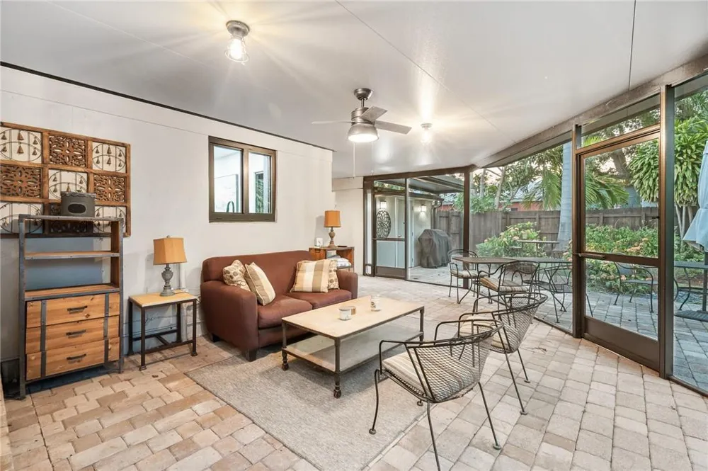 425 NE 25th Street Wilton Manors, FL 33305