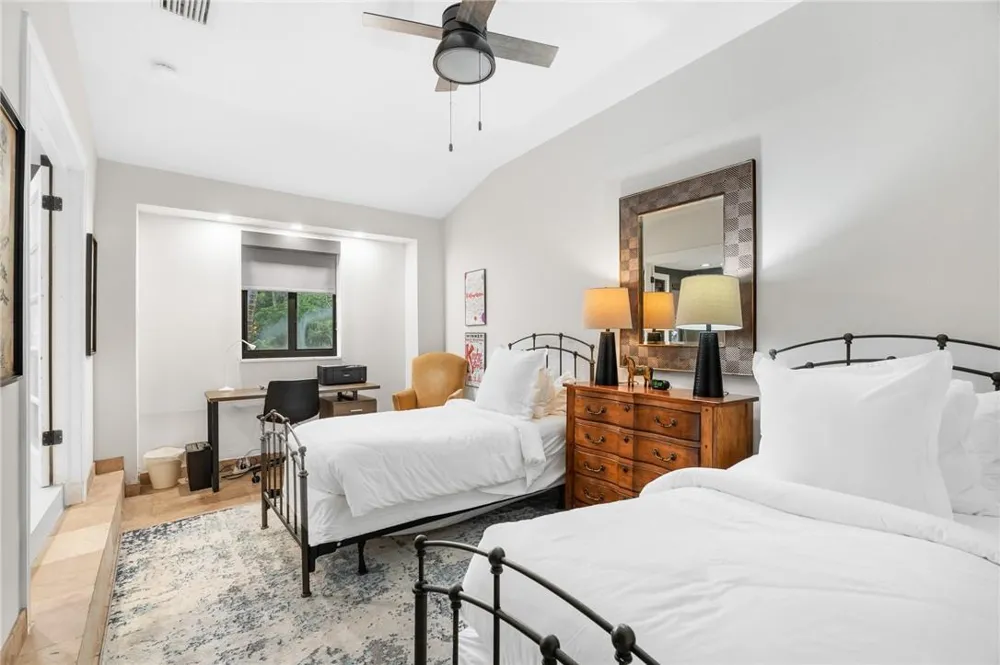 425 NE 25th Street Wilton Manors, FL 33305
