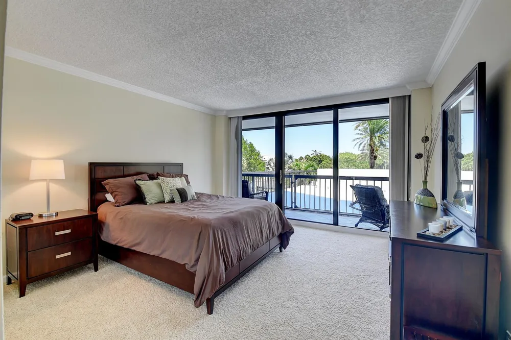 4748 S Ocean Boulevard #203 Highland Beach, FL 33487