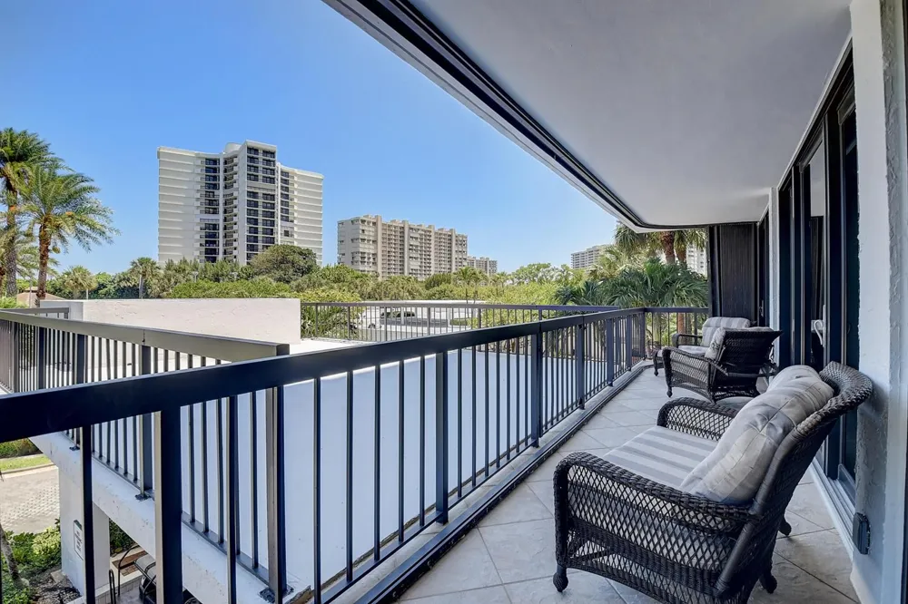 4748 S Ocean Boulevard #203 Highland Beach, FL 33487