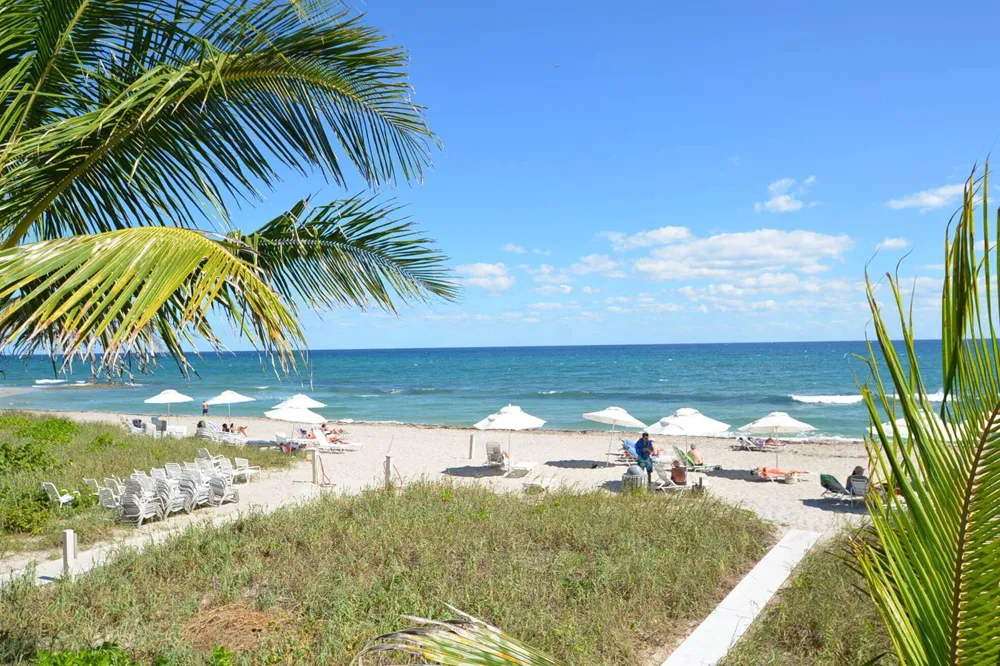 4748 S Ocean Boulevard #203 Highland Beach, FL 33487