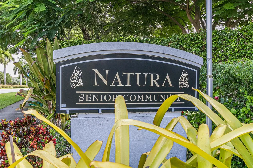 437 SW Natura Avenue #F Deerfield Beach, FL 33441